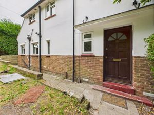 Photo 14- click for photo gallery